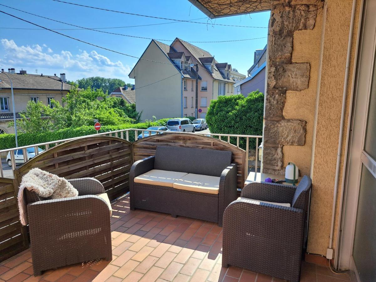L'Appartement - Chambre Avec Salle De Bains Et Wc Dans Une Galerie D'Art Montbéliard Exteriér fotografie
